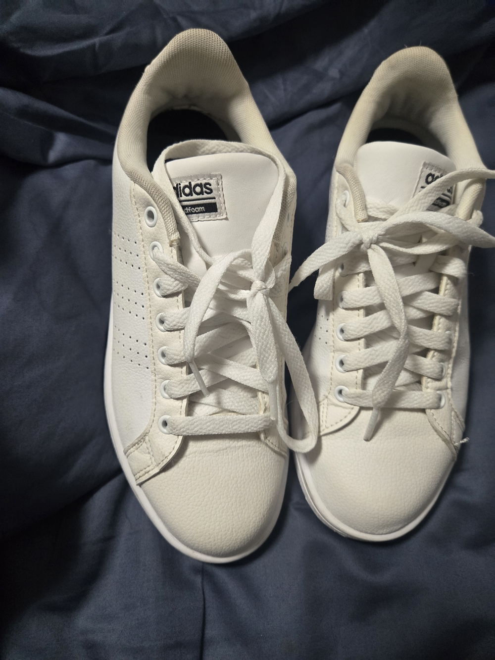 adidas White Women's Low-Top Sneakers